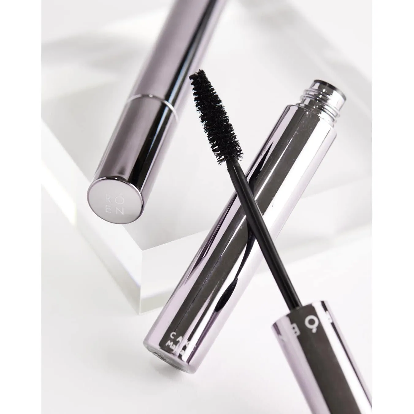 Cake Mascara.