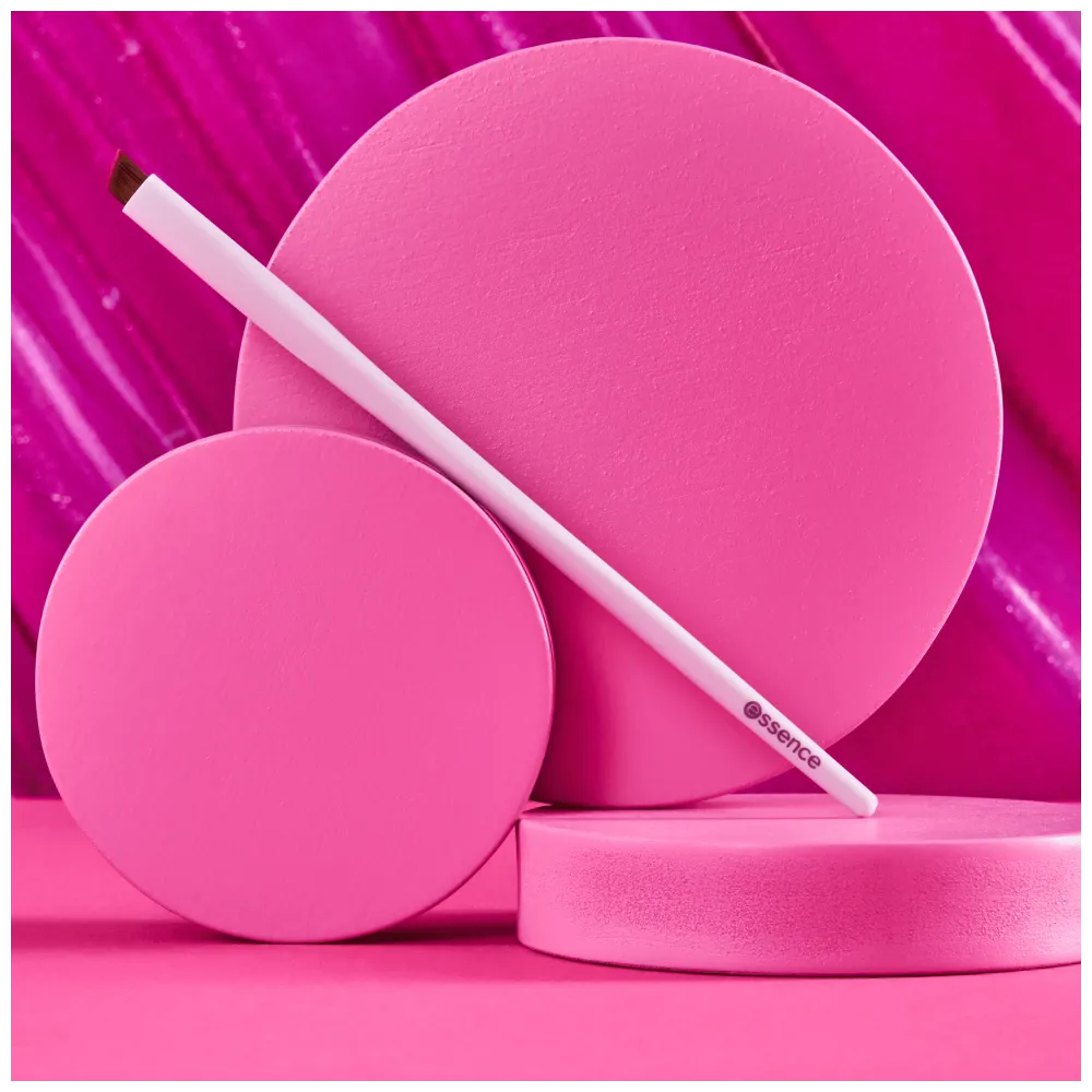 eyeliner brush