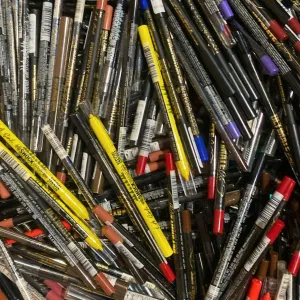 L.A.Girl Assorted Lip Liners & Brow Pencils (50 Pcs Lot)