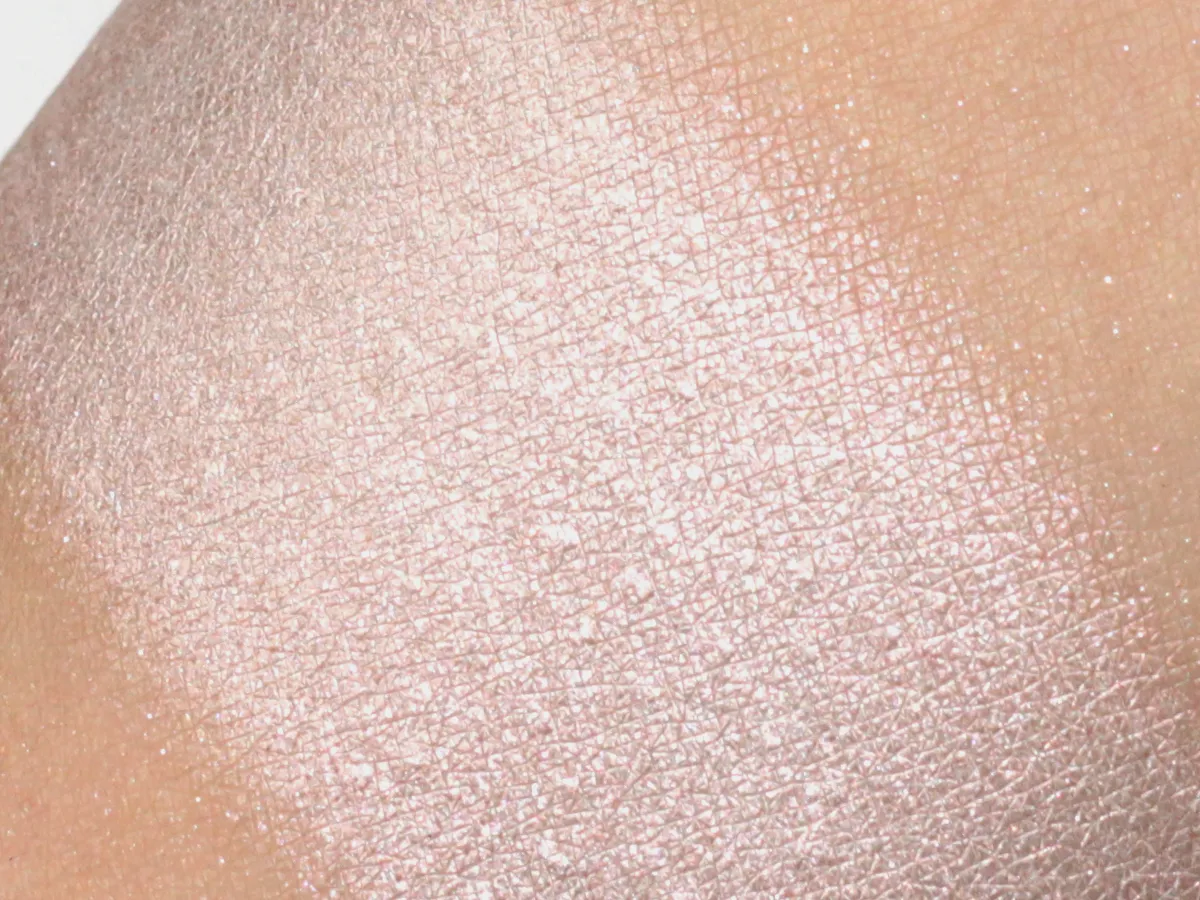 "Angel Wings" - Mineral Eyeshadow